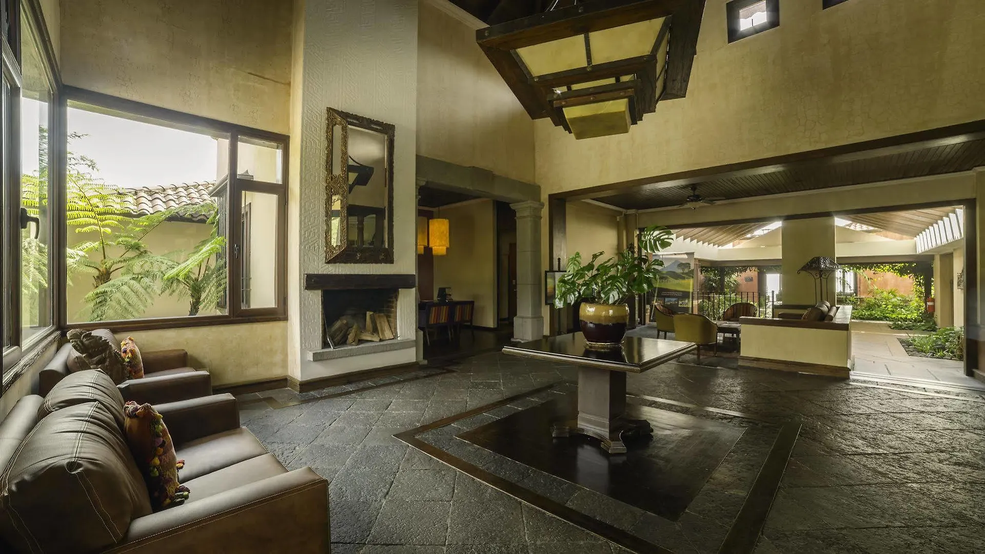 Hotel La Reunion Golf Resort And Residences Antigua 5*,