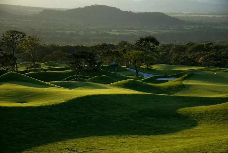 Hotel La Reunion Golf Resort And Residences Antigua 5*,  Guatemala